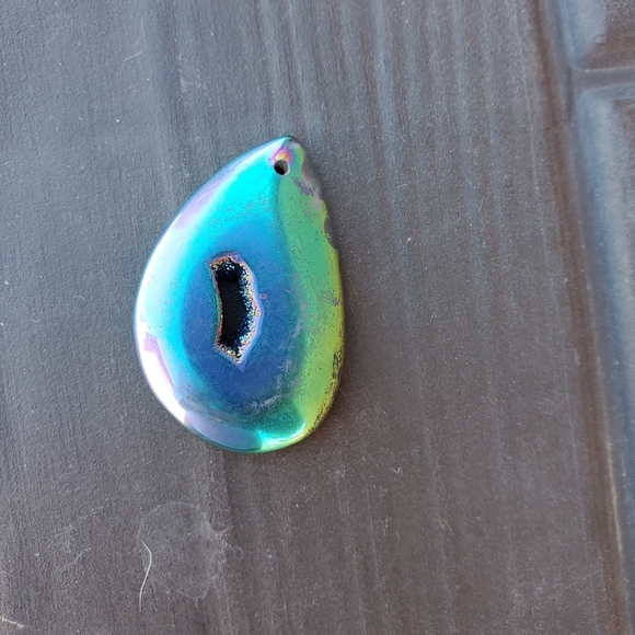 New Oversized Rainbow Hematite Teardrop Pendant. - Picture 12 of 13
